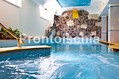 Hotel Terme Alexander - La piscina termale interna con la cascata cervicale e gli idromassaggi
