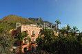 Hotel Terme Casaldi - La facciata dell'Hotel ed il giardino