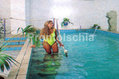 La piscina coperta con idromassaggio
