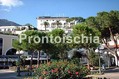 Hotel Gran Paradiso - L'albergo visto dal porto di Casamicciola