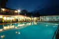Hotel Parco Cartaromana - Piscina termominerale illuminata