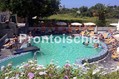 Hotel Park Victoria - La piscina termele in giardino con cascate cervicali ed idromassaggi