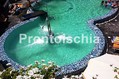 Hotel Park Victoria - La piscina termale con le cascate cervicali