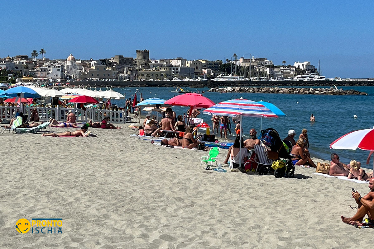 Chiaia, spiaggia libera